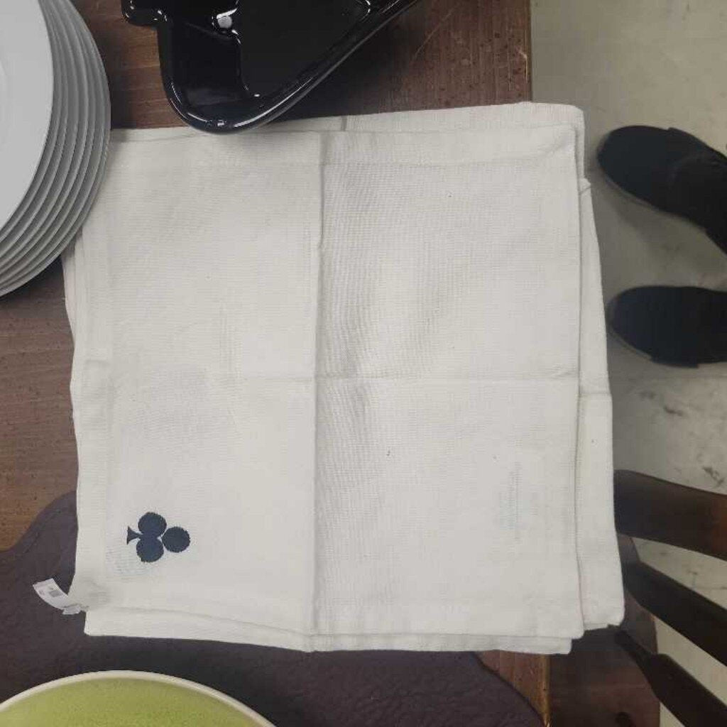 8 Card Style Table Cloths