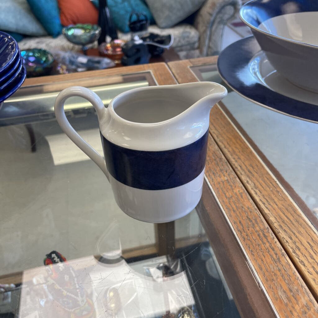 Blue and White Gravy Dish