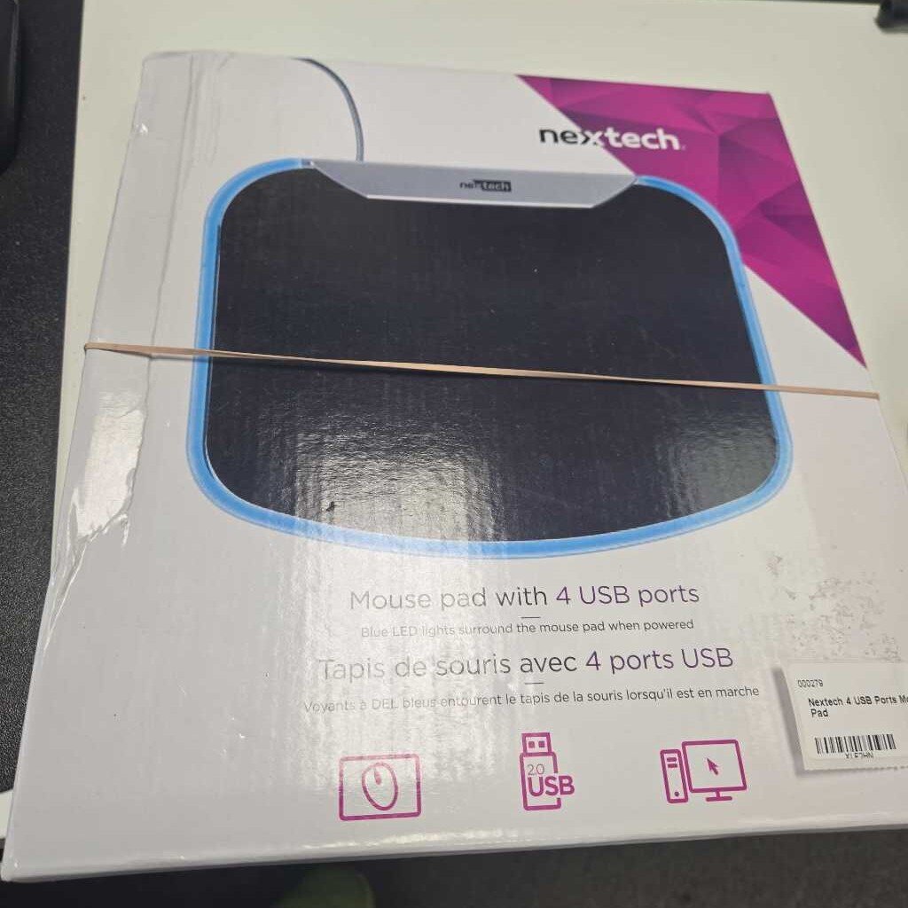 Nextech 4 USB Ports Mouse Pad