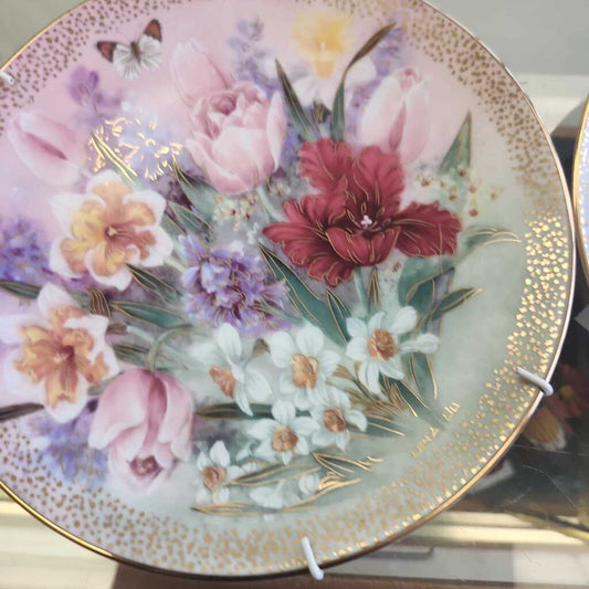 Tulip Ensemble Plate