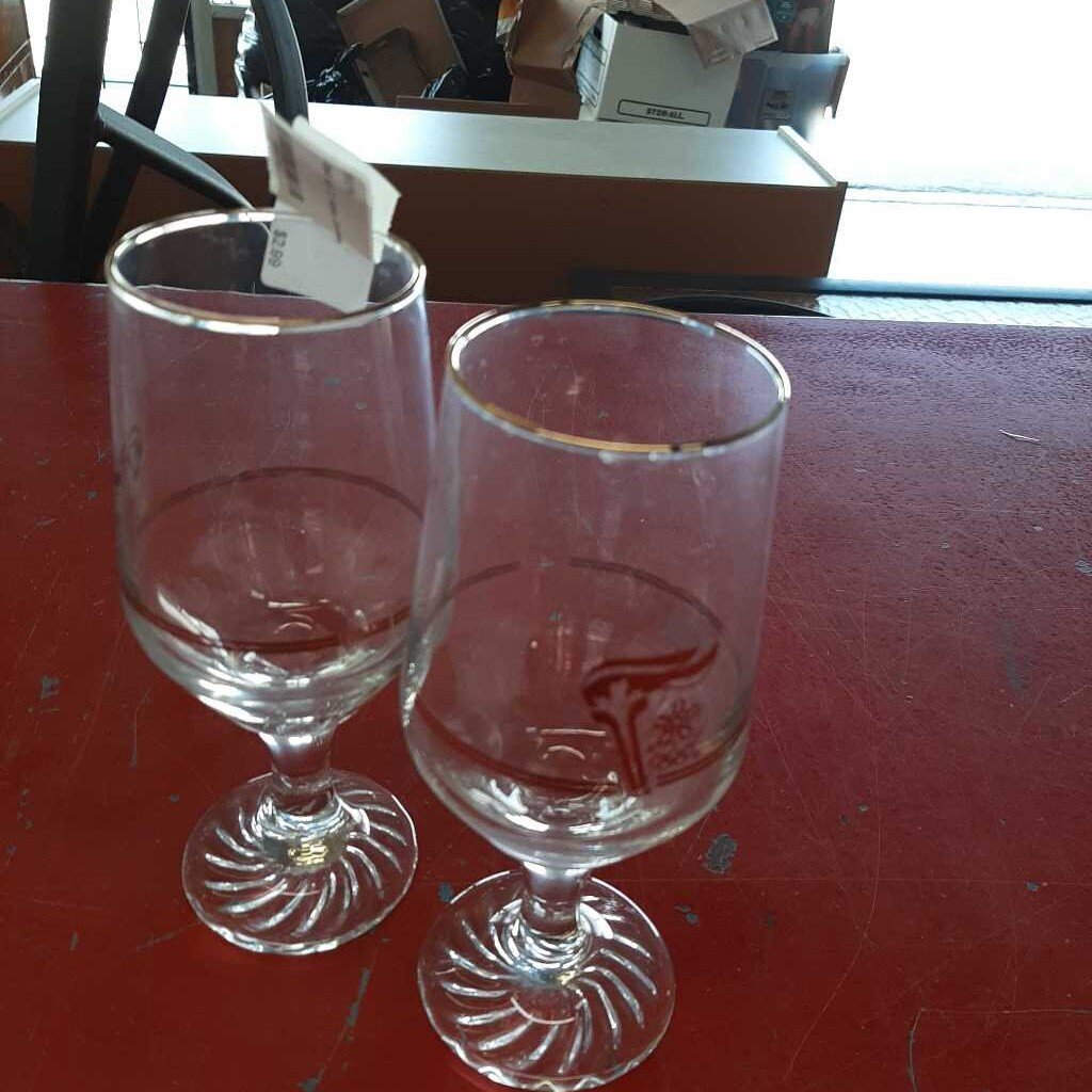 Set of 2 Wine Glasses