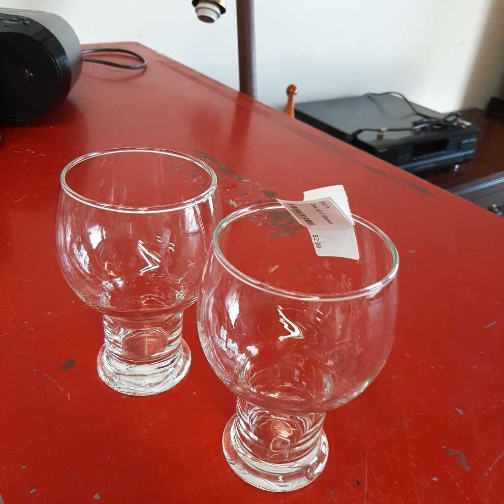 Set of 2 Glasses