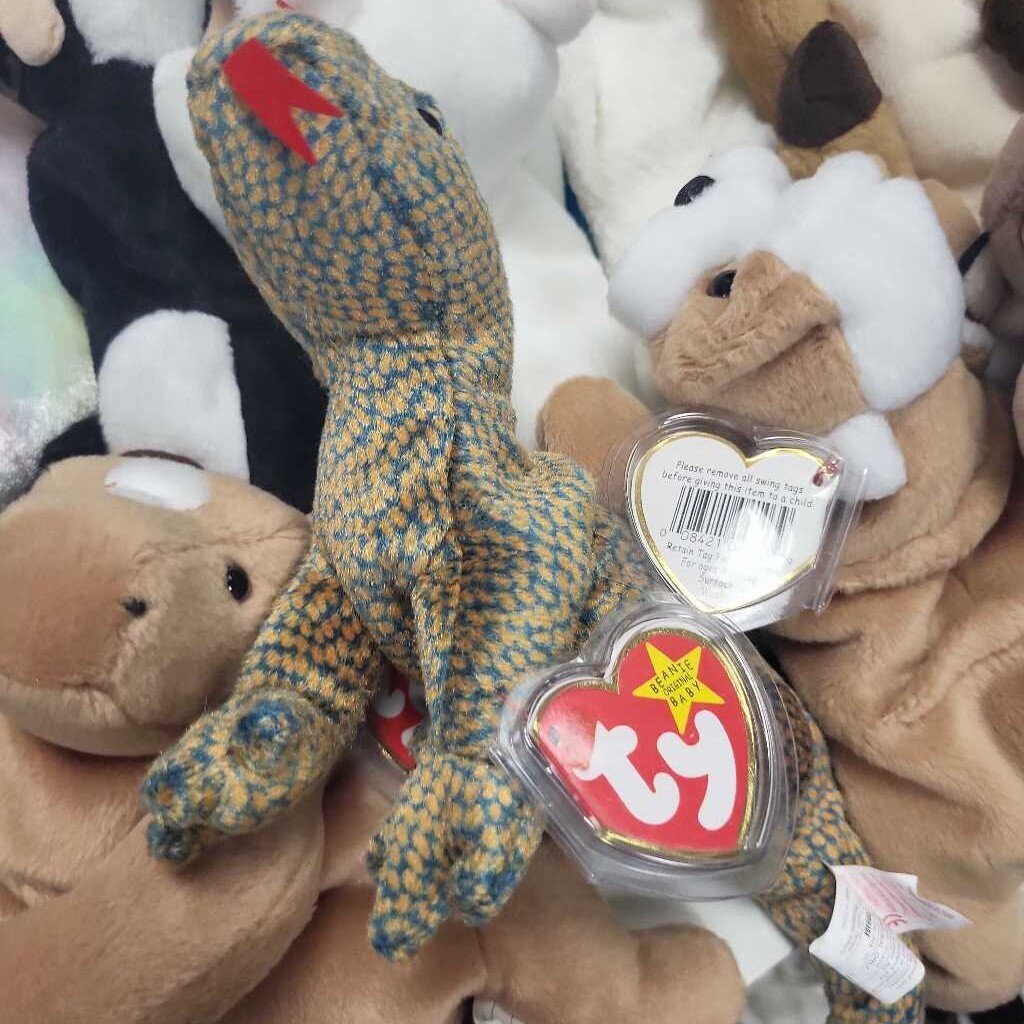 Ty Beanie Baby "Scaly"