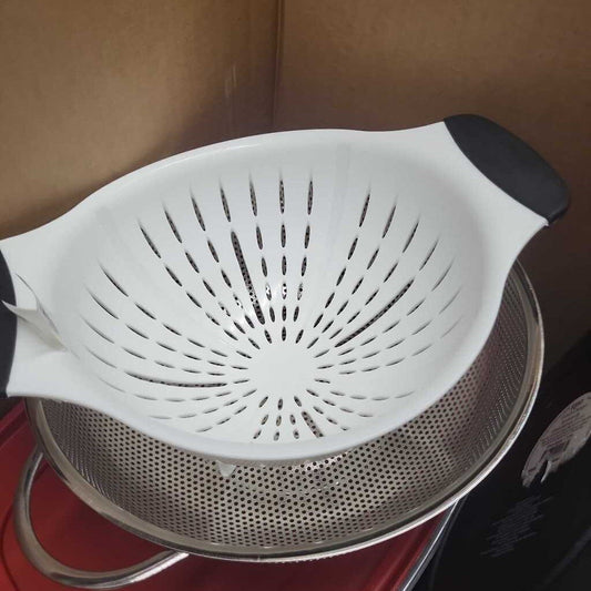 Plastic Strainer