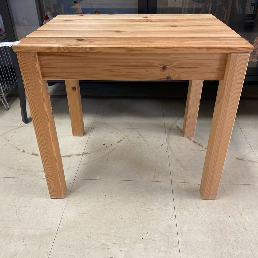 Wood Side Table/Backless Chair