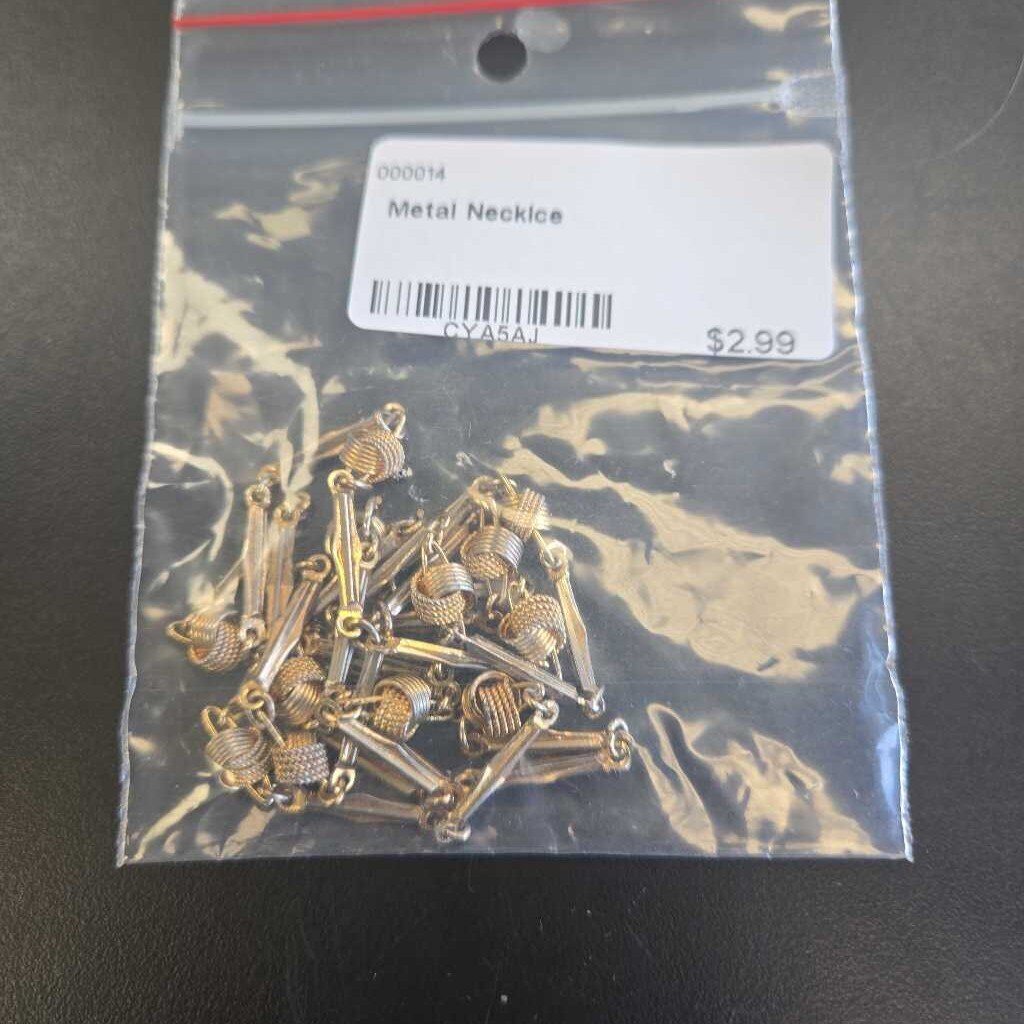 Metal Necklce