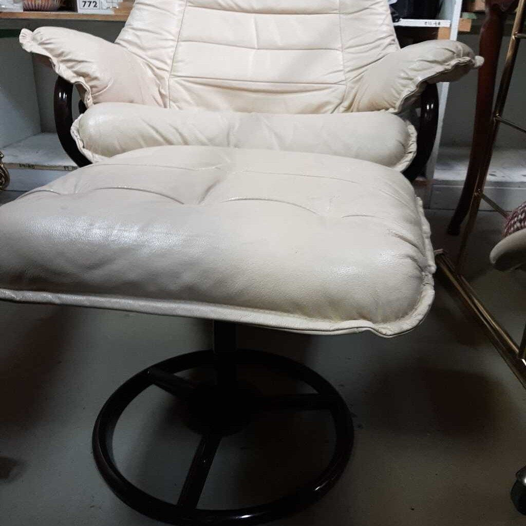 Rotating Chair W/ Foot Stool