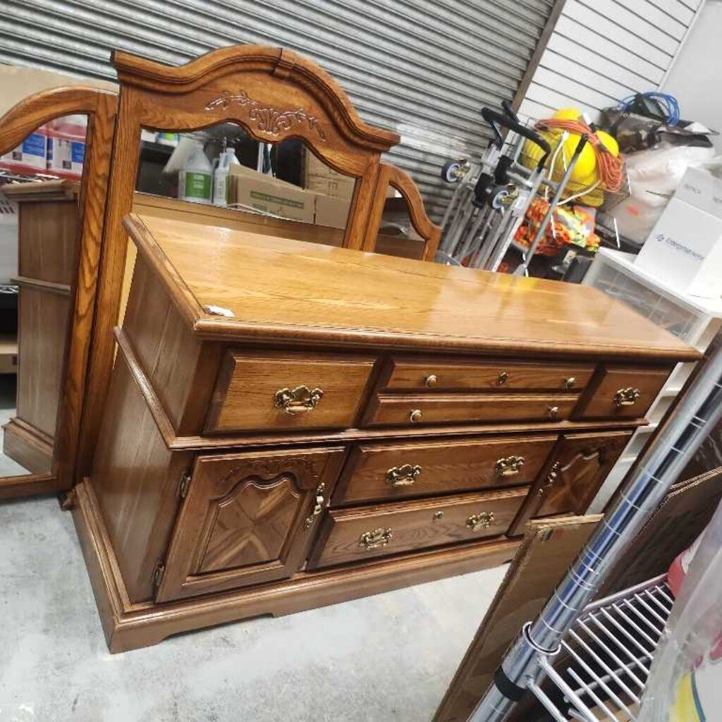 Solid Wood Dresser With Mirror
