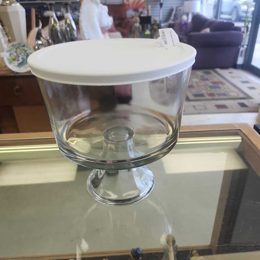 Trifle Bowl With Stand