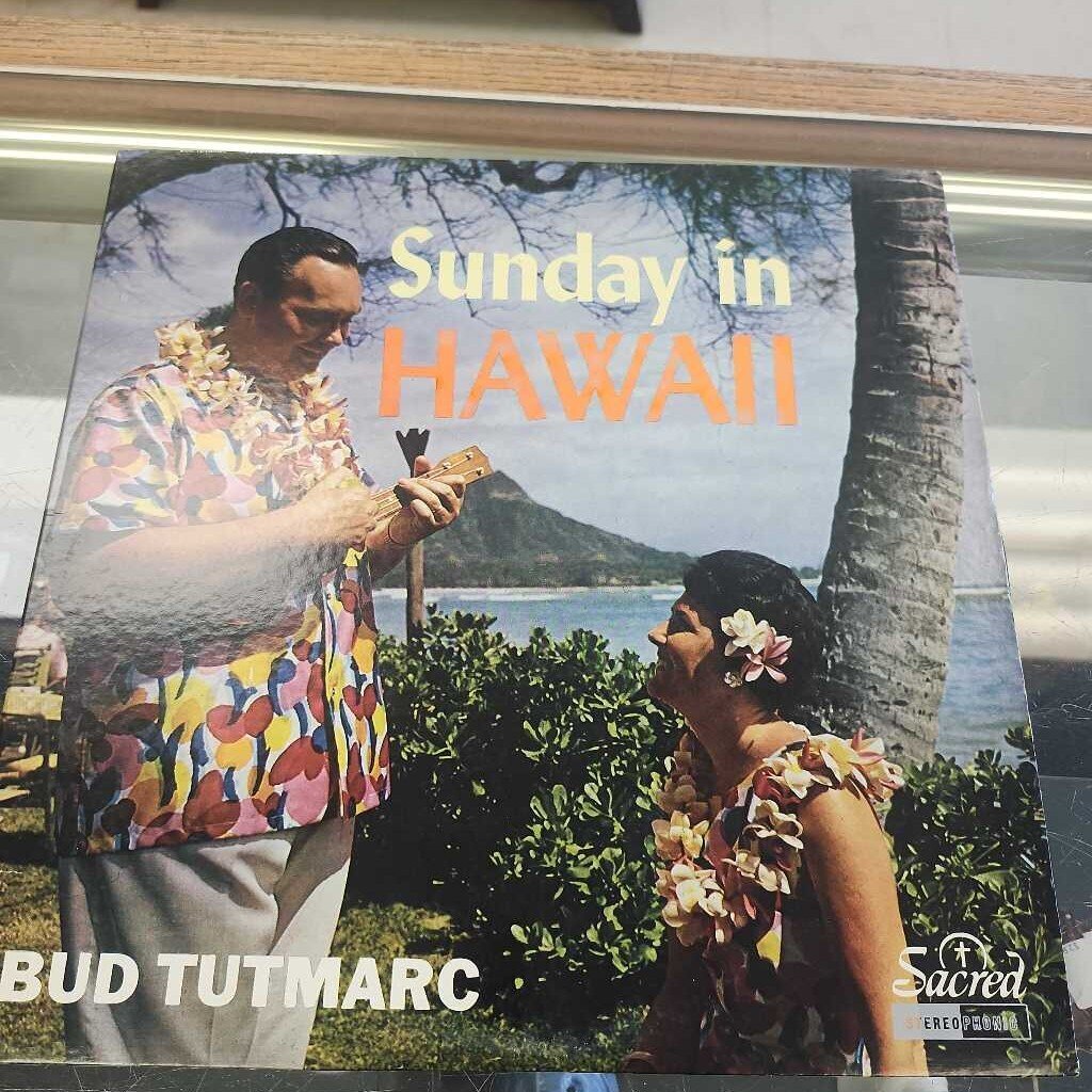 Sunday In Hawaii