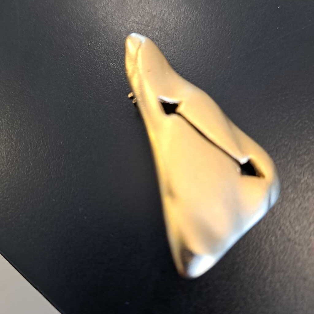 Triangle Arrow Pin