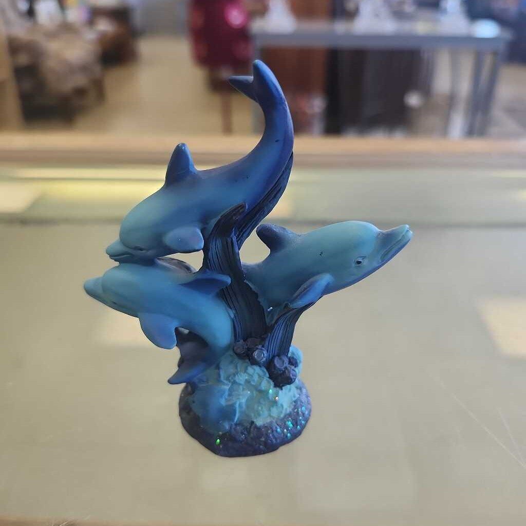 Mini Dolphin Statue