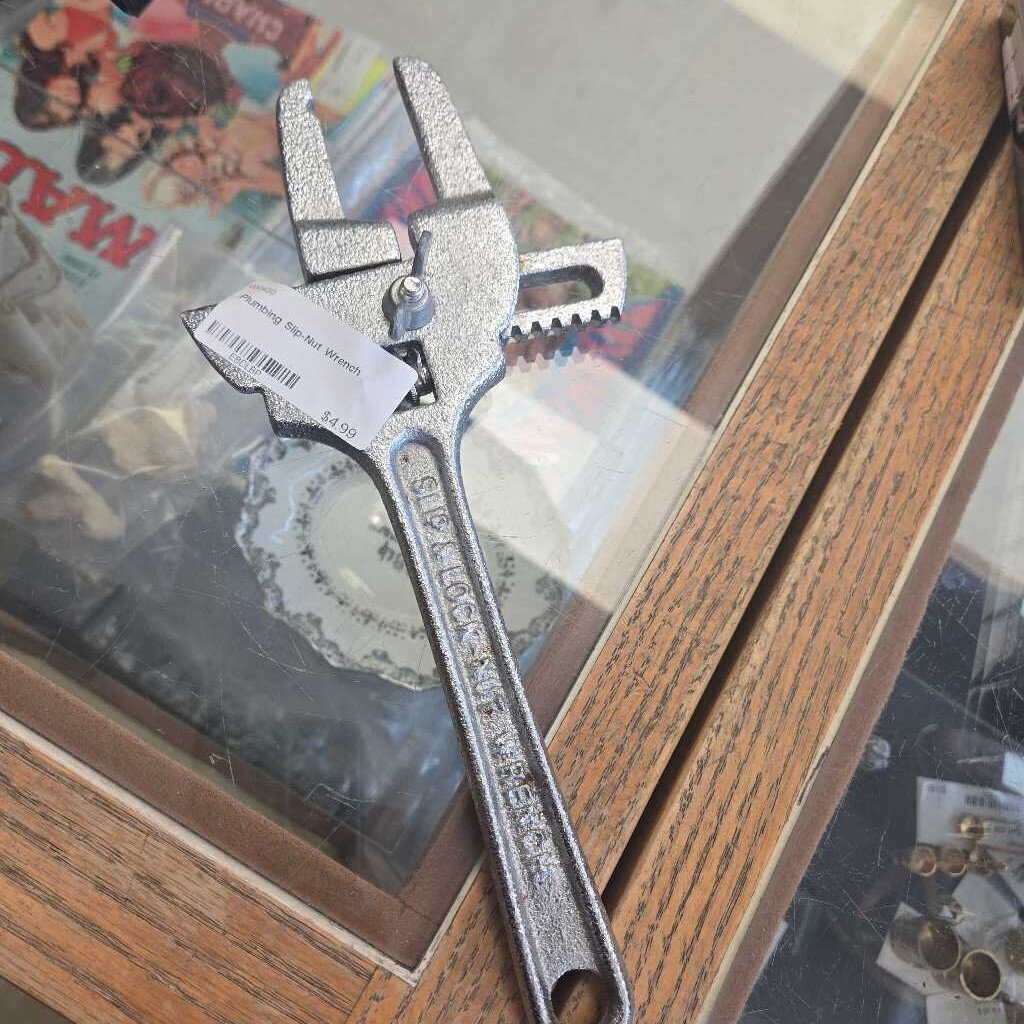 Plumbing Slip-Nut Wrench