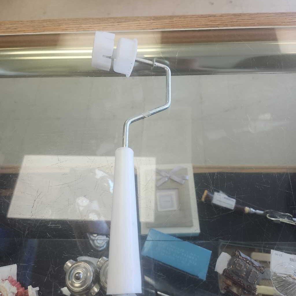 Small Paint Roll Handle