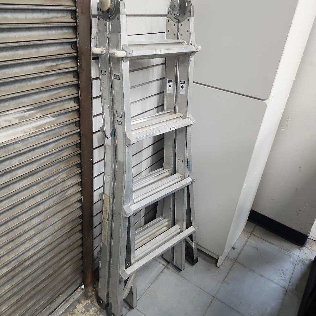 Adjustable Ladder