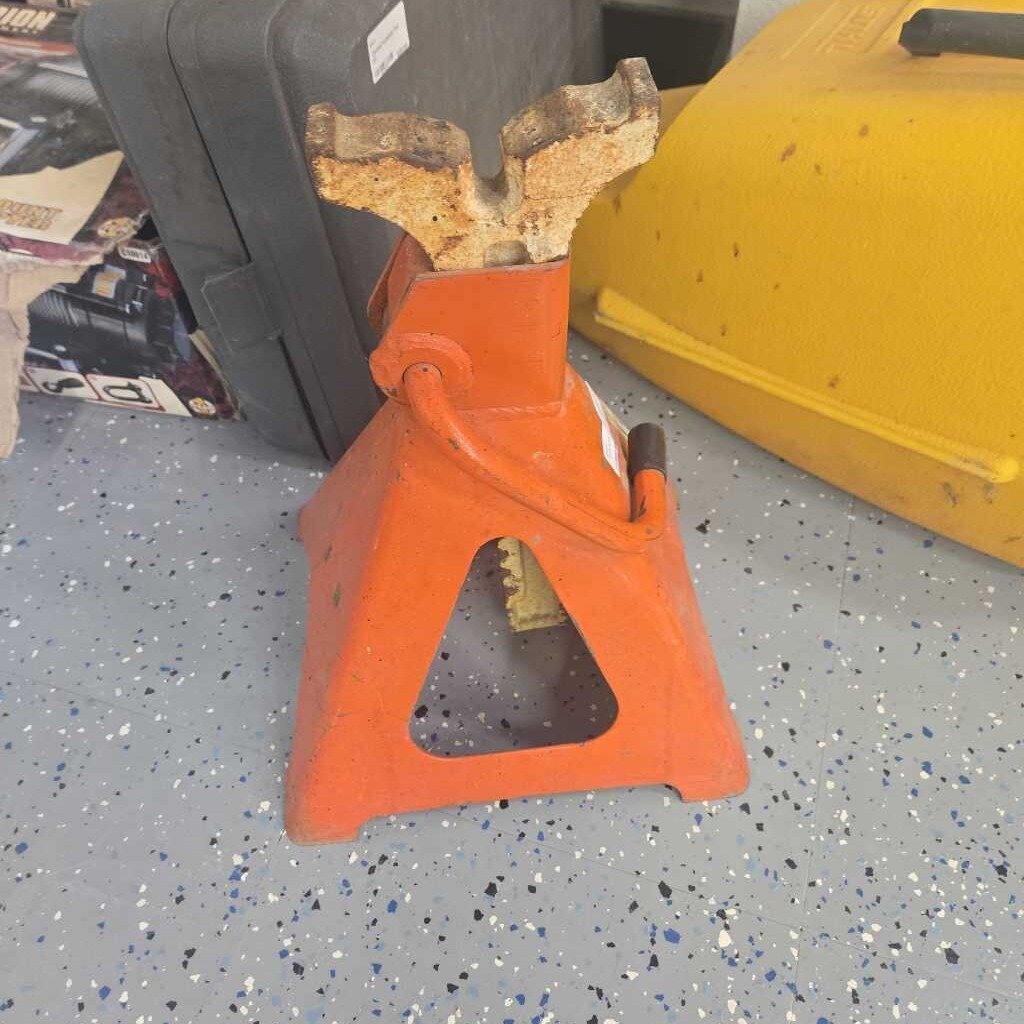 Tire Lift