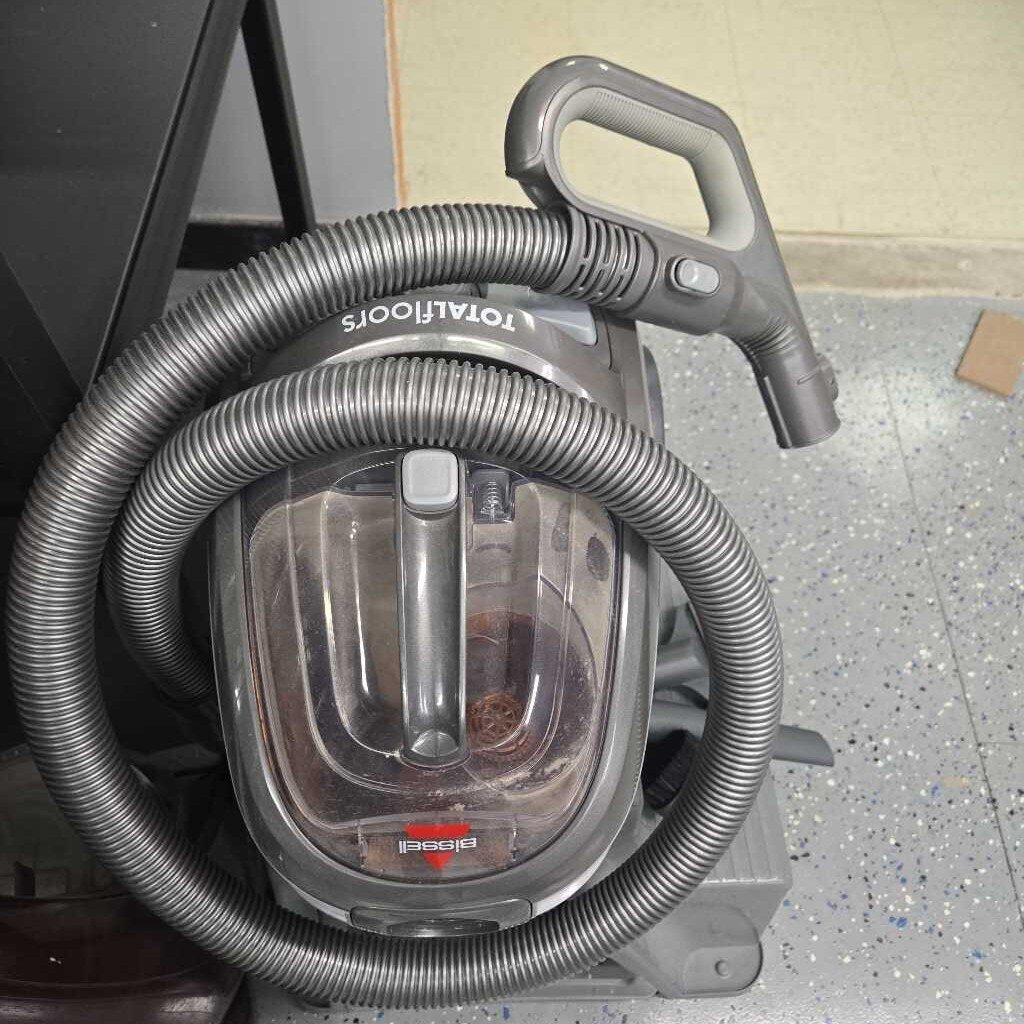 Bissell Total Floors Bagless Canister Vacuum (Tested)