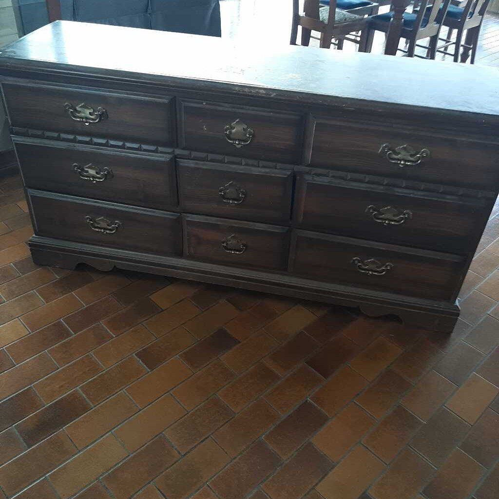 Wooden Dresser With 9 Drawers