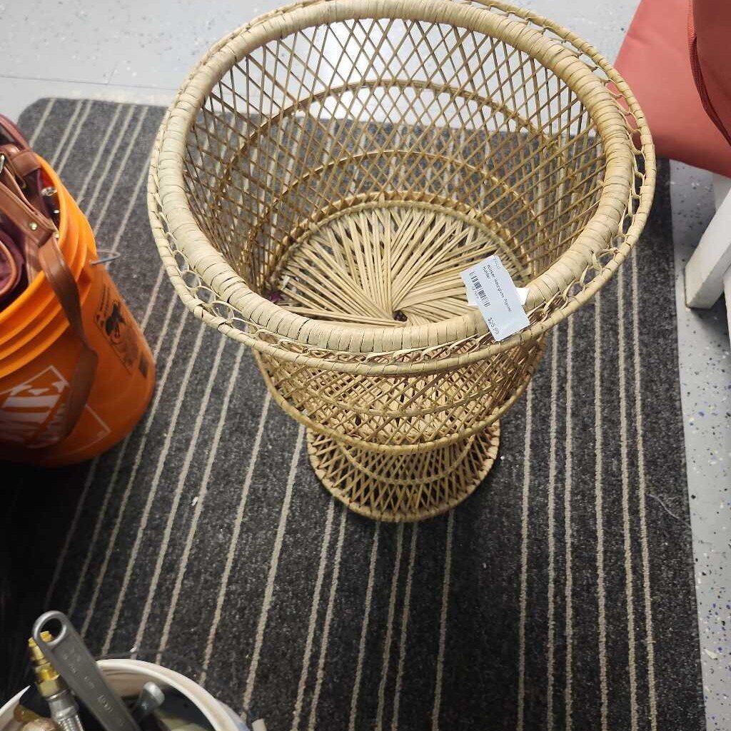 Wicker Hourglass Planter Holder