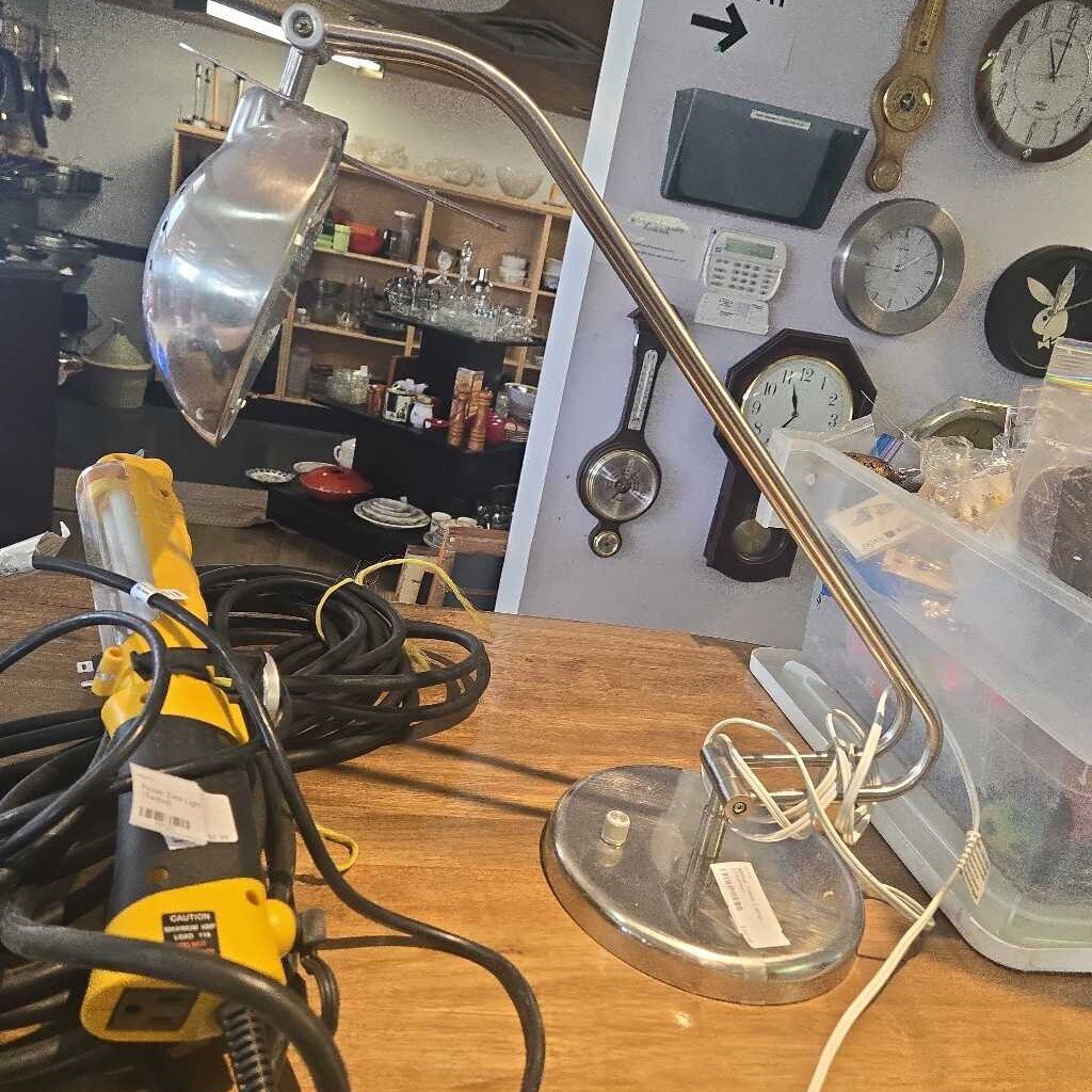 Metal Table Lamp (Tested)