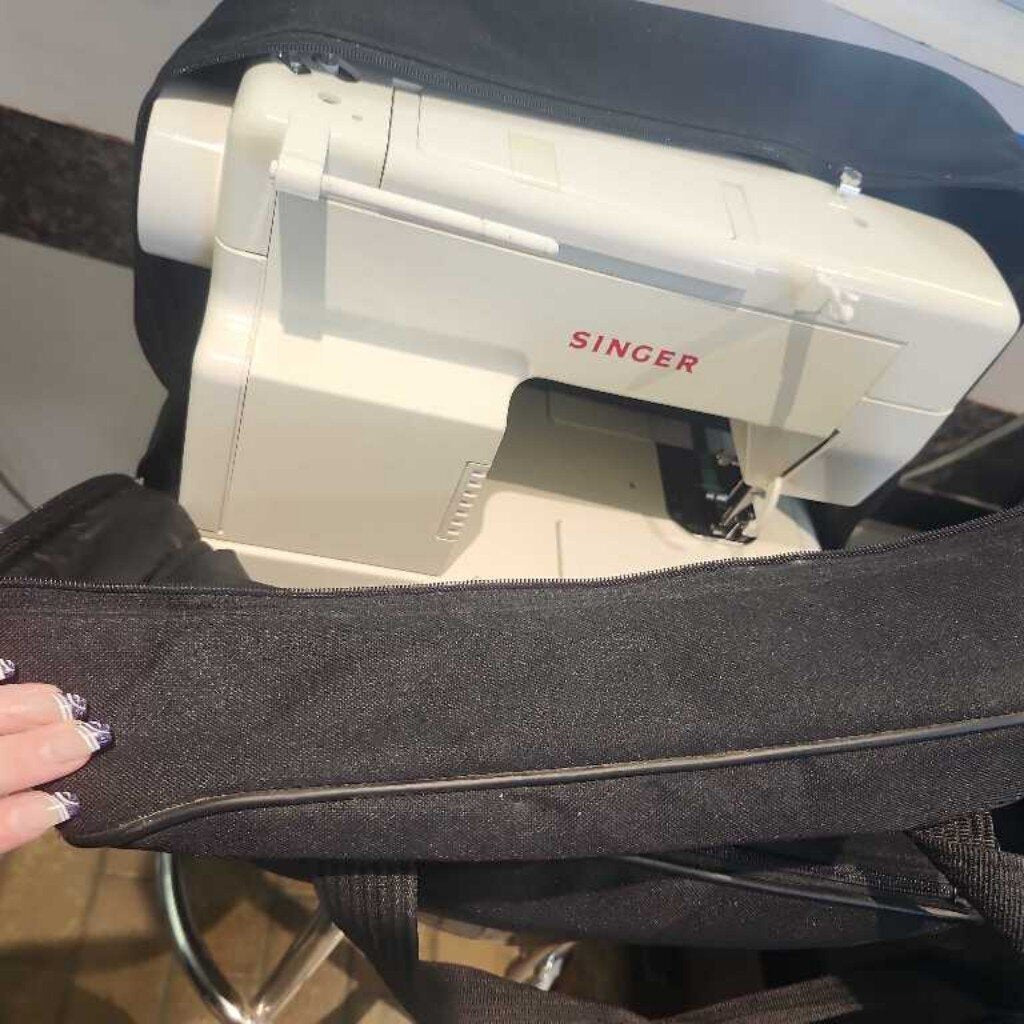 Singer Sewinmg Machine In Black Case