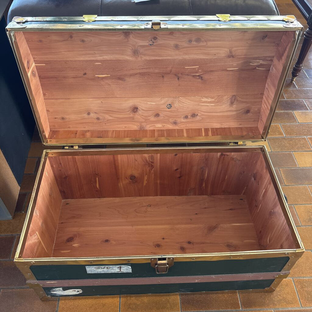 Green & Gold Cedar-Lined Chest