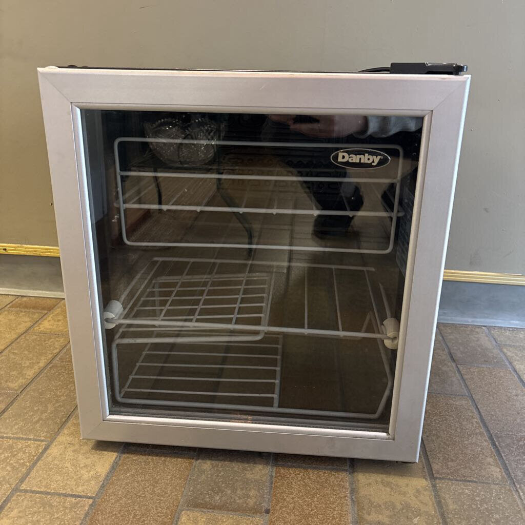 Danby 17 bottle wine cooler