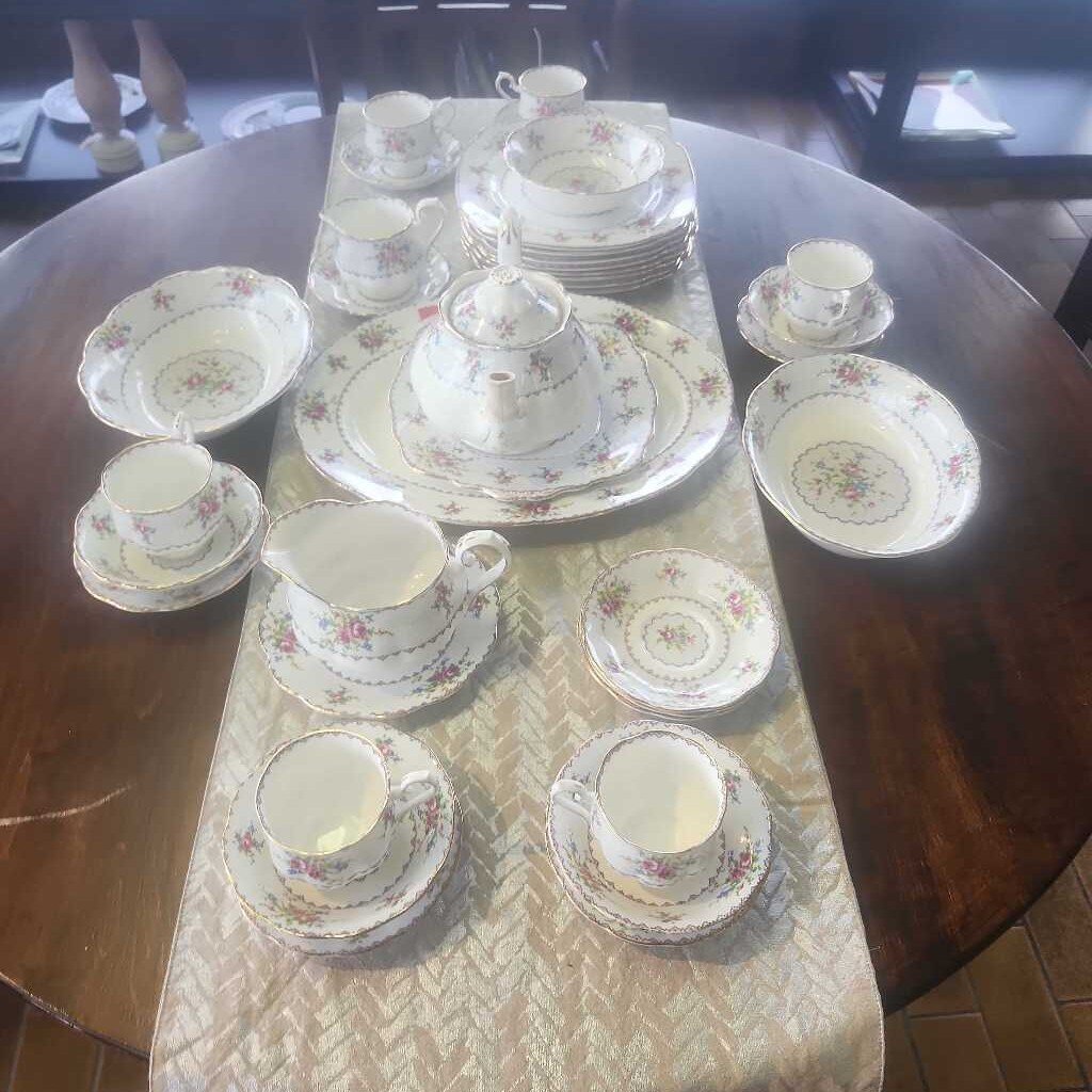 46 royal albert china set