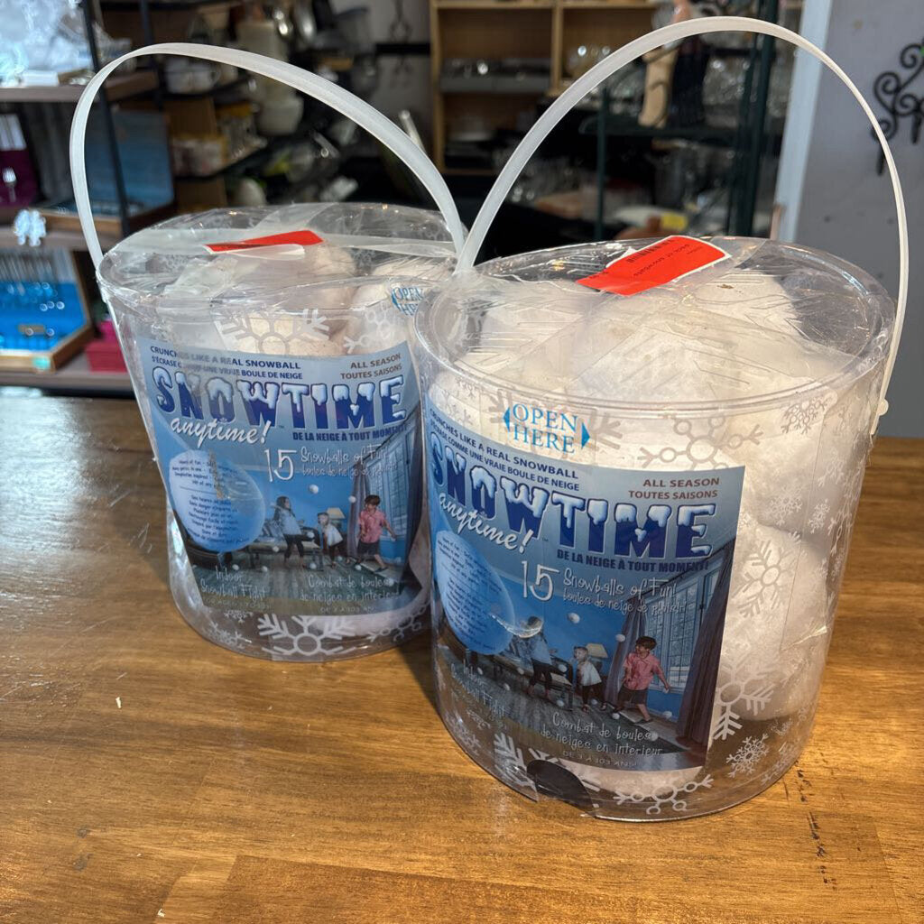 pack of snowballs