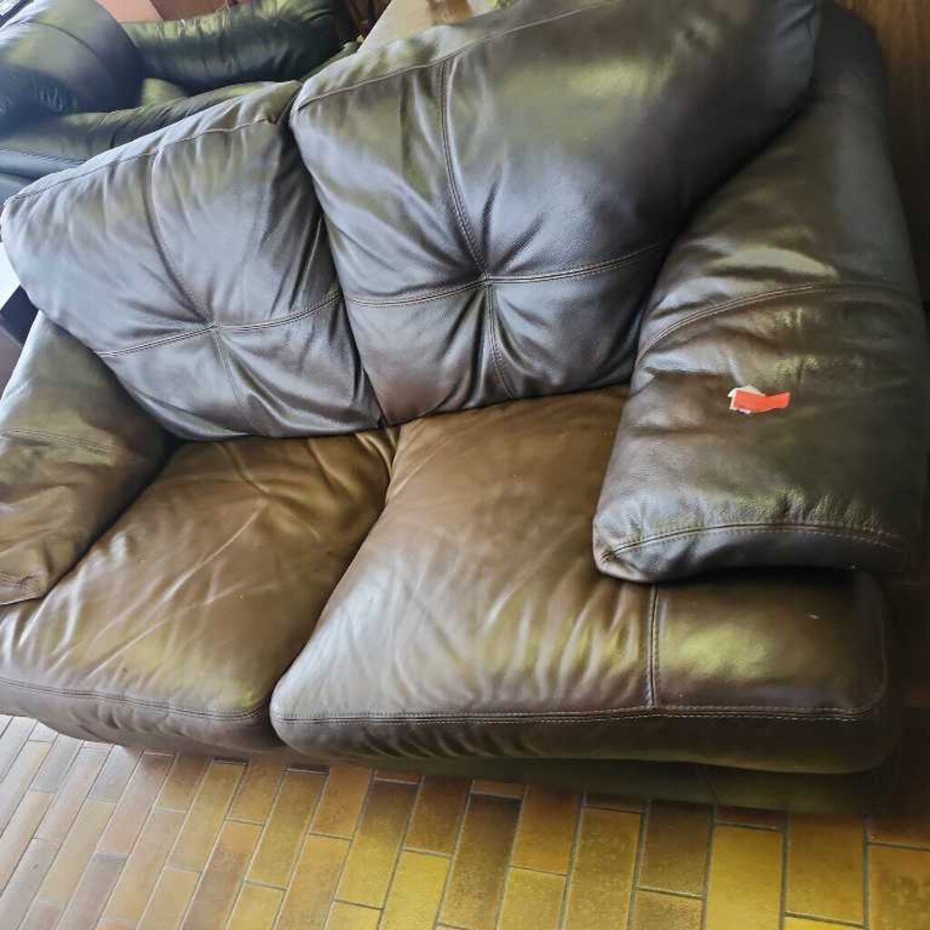 Leather Love seat