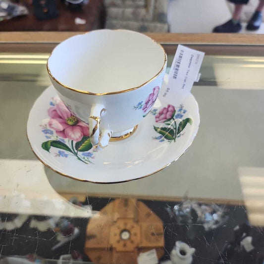 Delphine Tea Cup Set