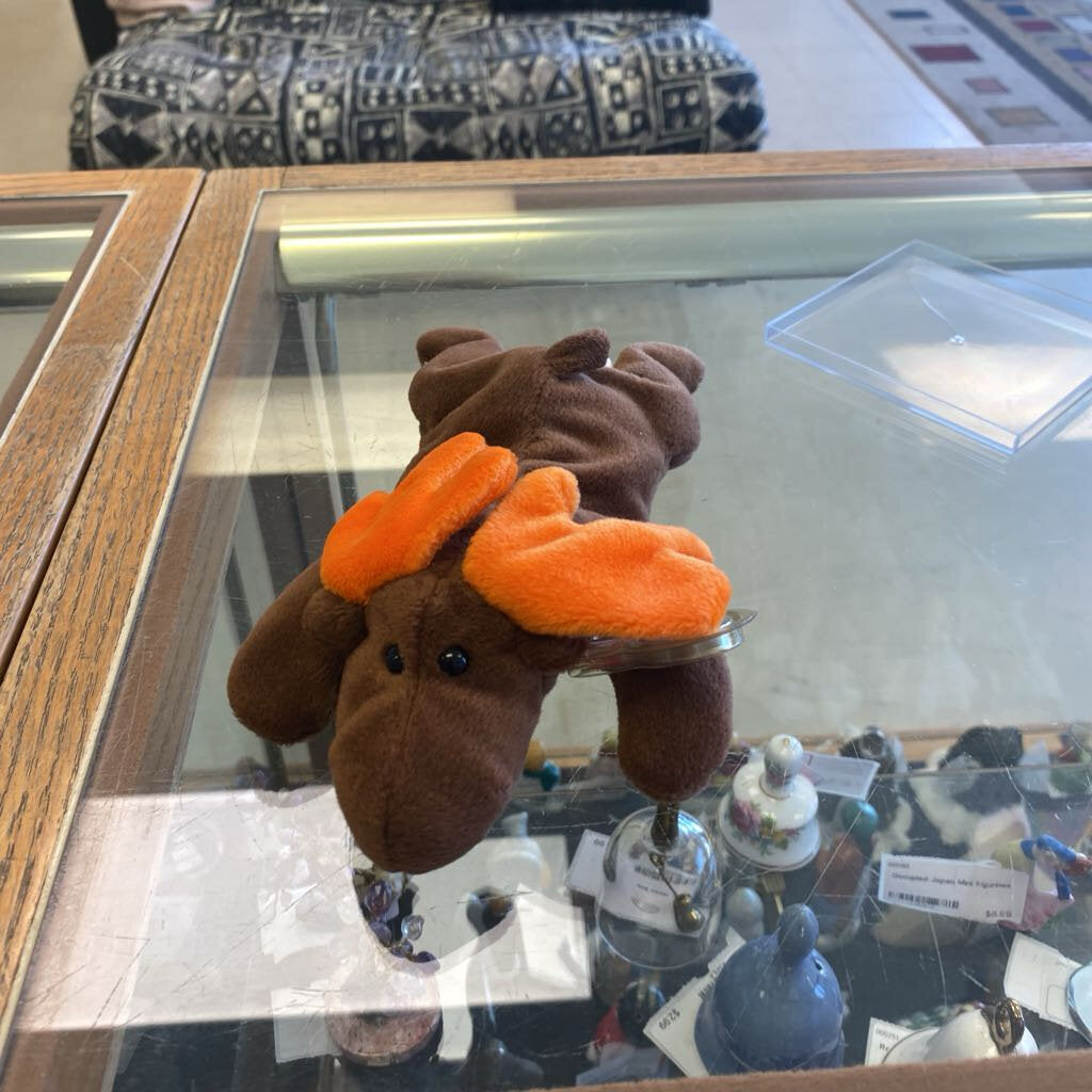 Ty Beanie Baby "Peanut"