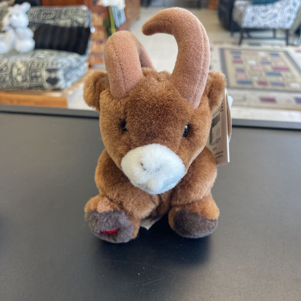 The Stuffed Animal House "Cliff"