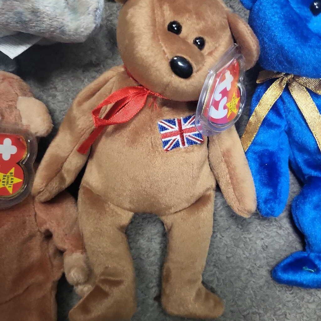 Ty Beanie Baby "Britannia"