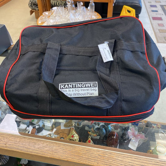 Black Bag With Wheels