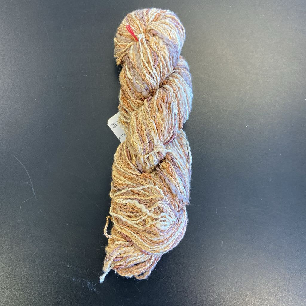 Avanti Amaretto Yarn