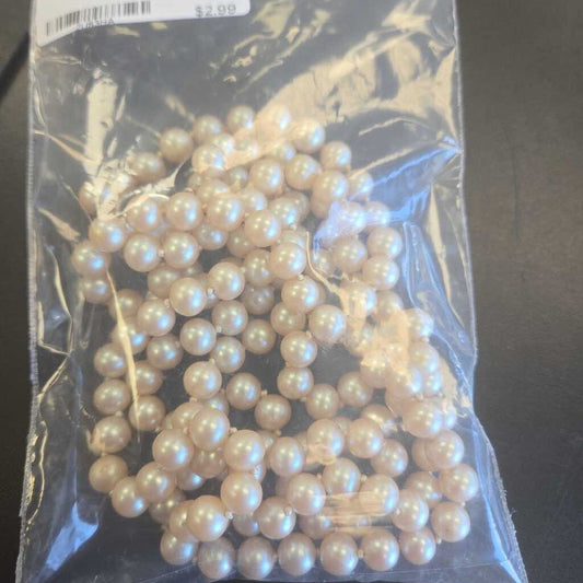 Faux Pearl Choker Necklace