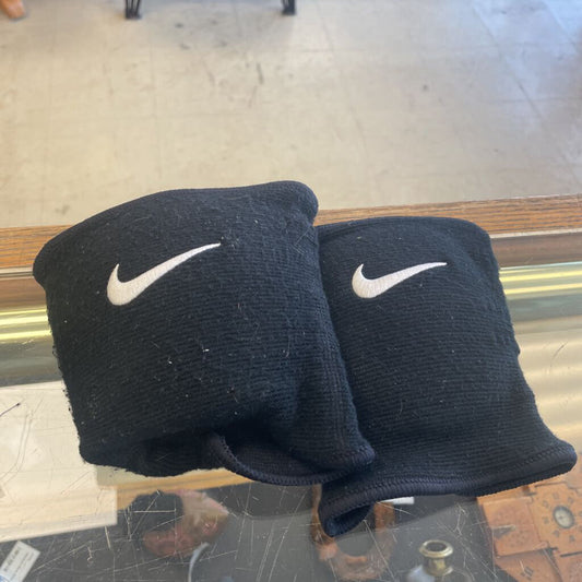 Black Nike Knee Pads