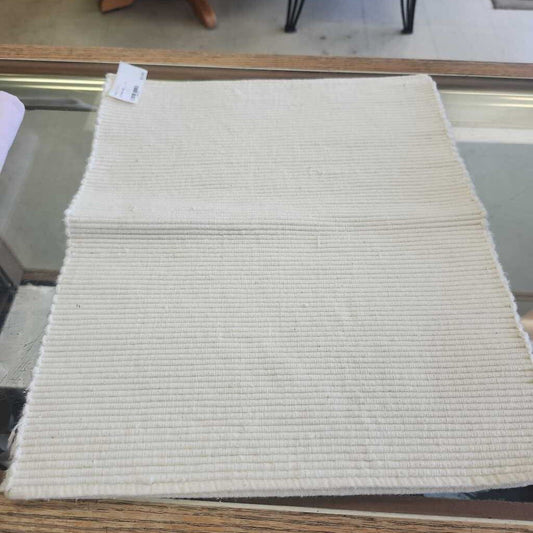 2 White Placemats