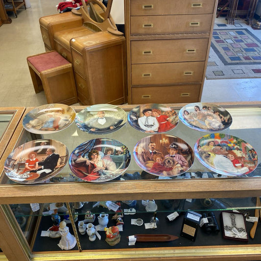 Annies Collector Plate Series By William Chambers Set of 8