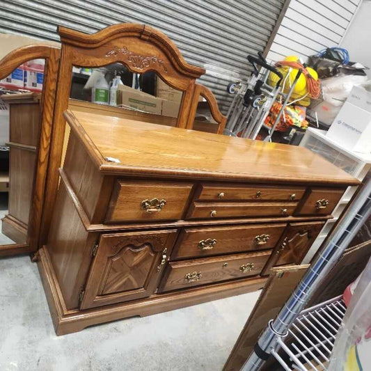 Solid Wood Dresser With Mirror