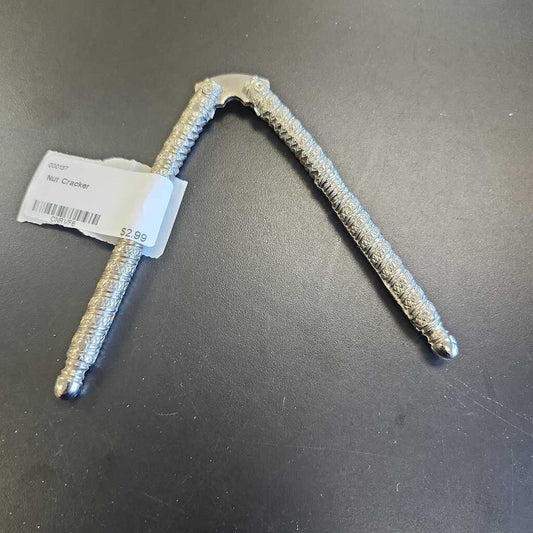 Nut Cracker