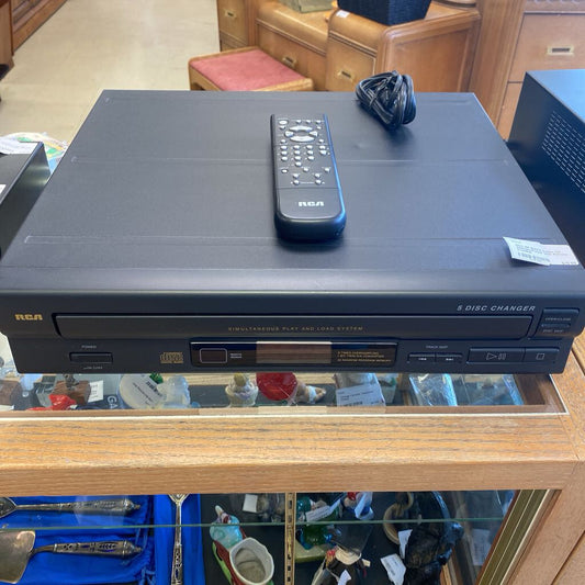 RCA RP-8055A 5-Disc CD Changer/Player With Remote (Tested)