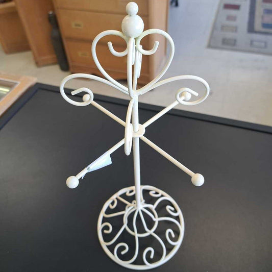 Cream Coloured Metal Jewlery Stand