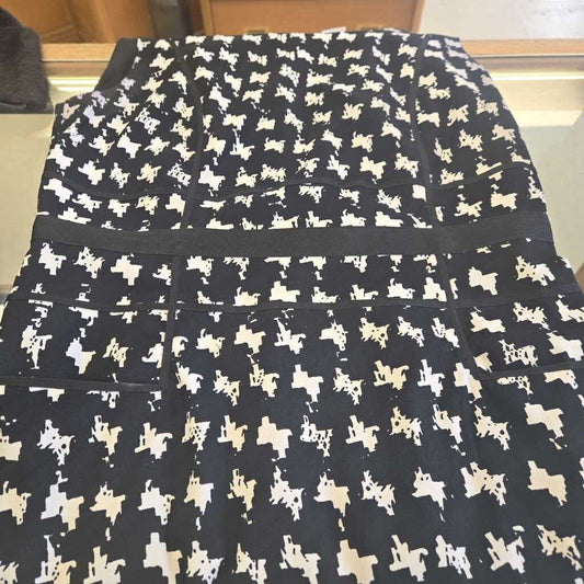 Cleo Size 8 Black & White Dress