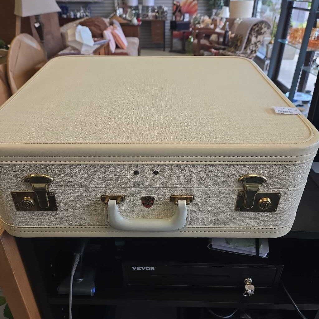 McBrine Baggage Suitcase