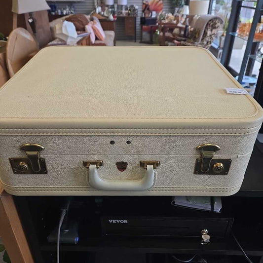 McBrine Baggage Suitcase