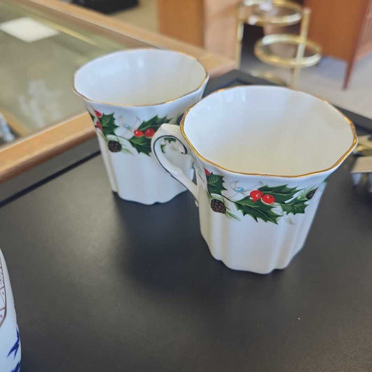 Set Of 2 Royal Grafton Noel Mugs