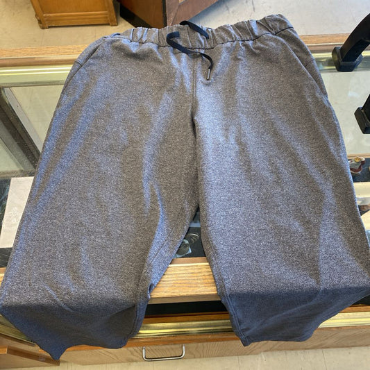 Lululemon Size 8 Athletic Pants