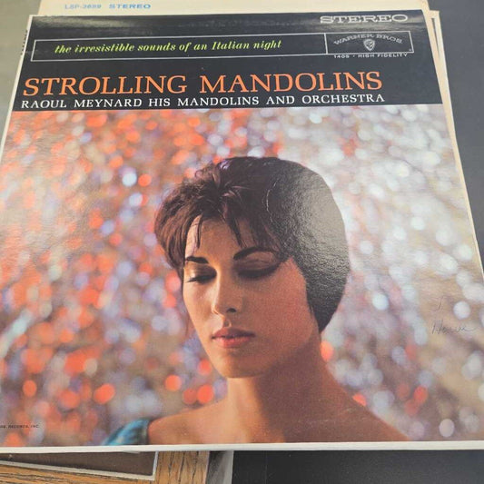 Strolling Mandolins